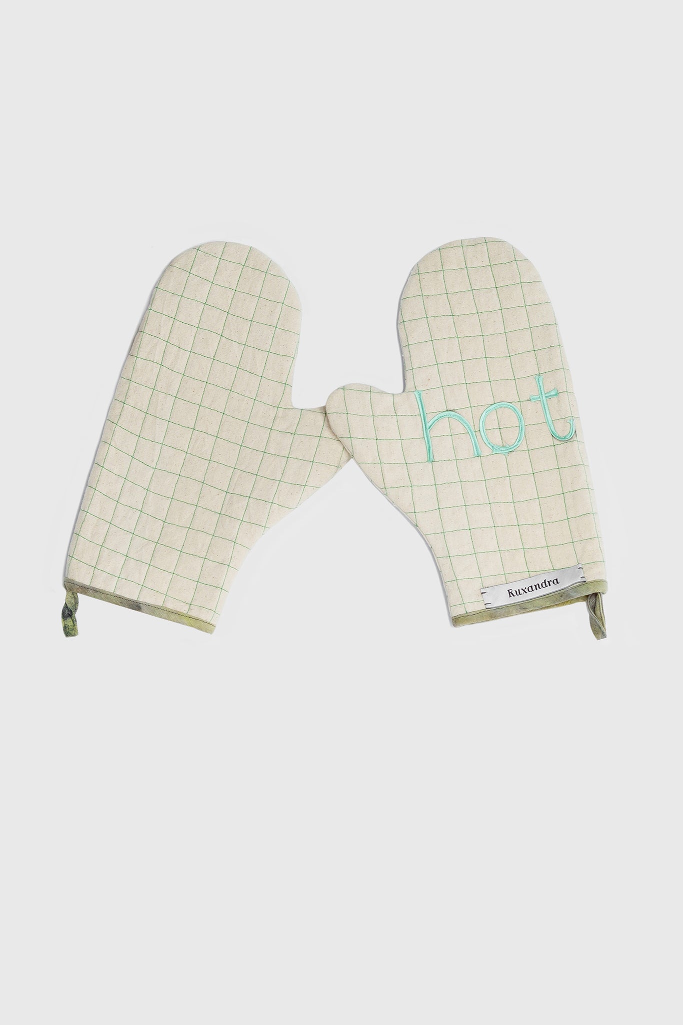 Quilted Oven Mitts, sold as pair, fun message , hot written on them, from cotton, 100% natural, heat resistant, chic home accessory, for hot wives, feel good in the kitchen style, 