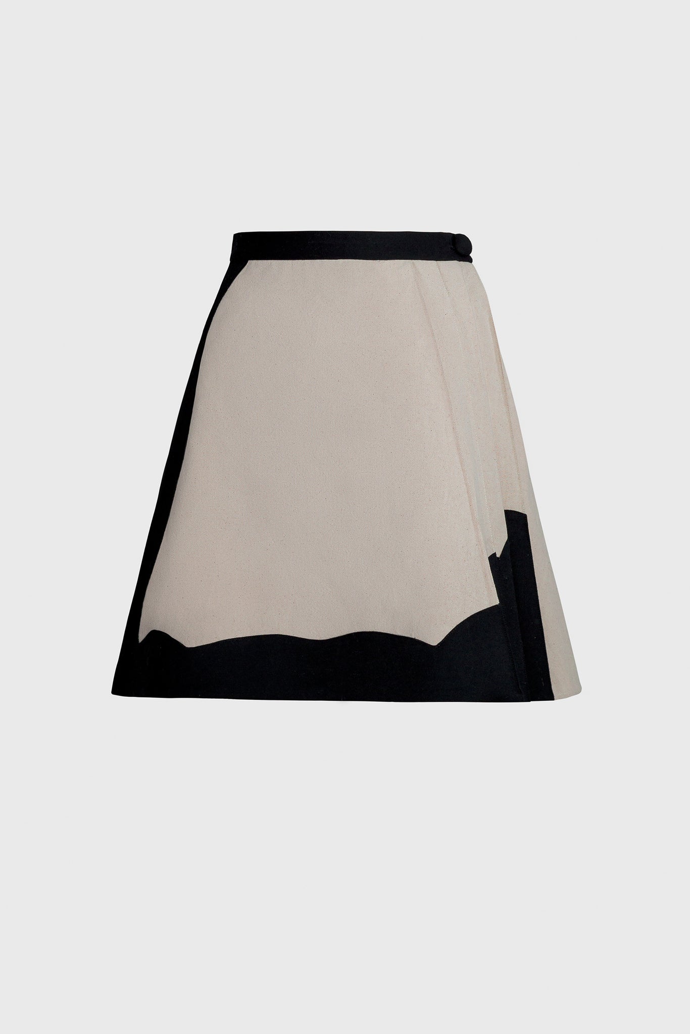 pretty skirt for pretty girls, pleats side, hidden zipper closure, matching covered button on the side, creative, for art students, architecture students, law students, for an elegant silhouette, Euforia style
