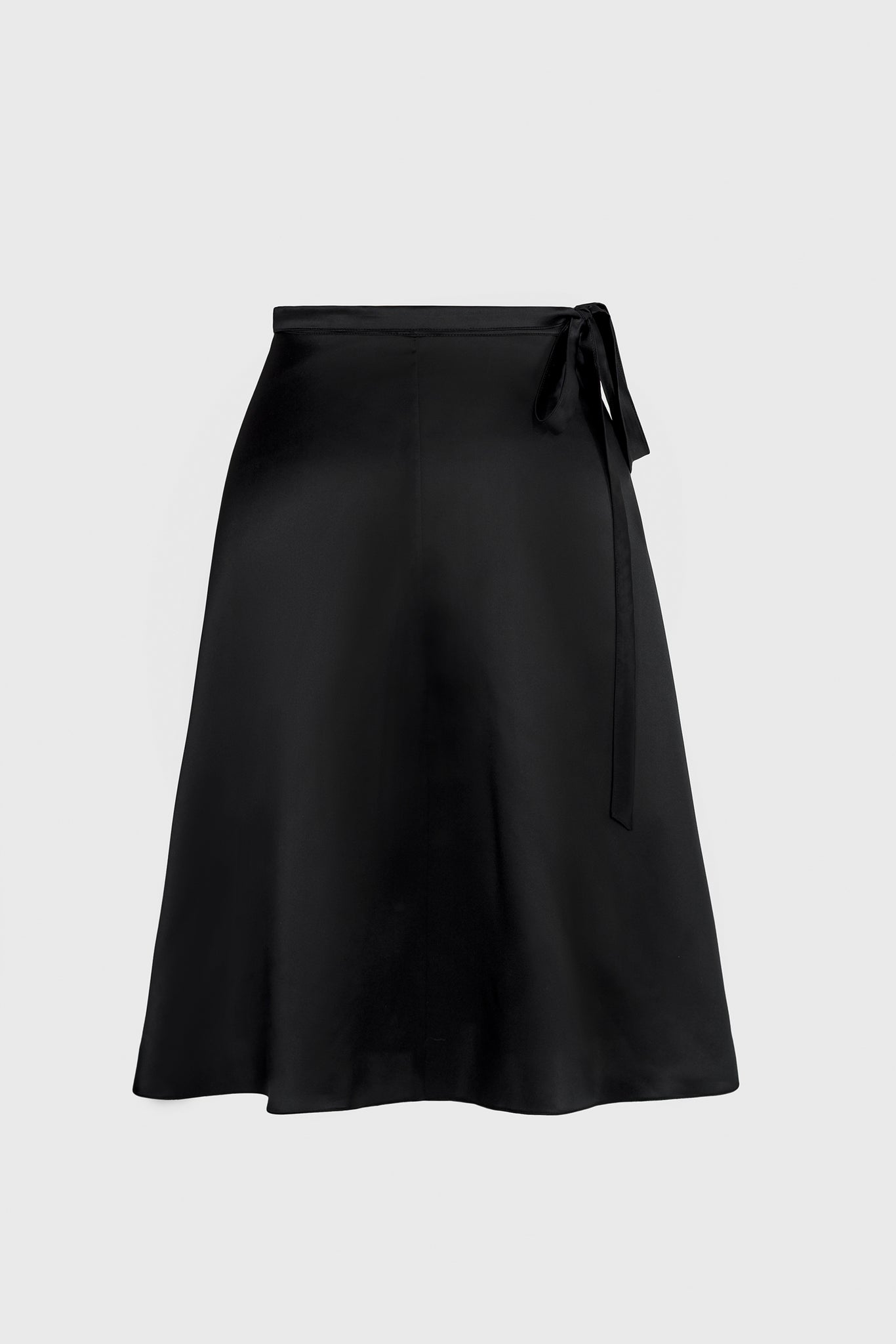 simple and timeless skirt, designed by Ruxandra, for young dancers, business women, all natural textile, sustainable, above the knee length, easy to wear with shirts and high heels or sneakers