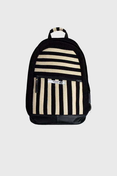 wool multicolor backpack, organic shaped, padded for shock absorbing, elegant and young, high end luxury feel, for women and men, business oriented, stylish, sophisticated look, matching any outfit, black and white stripes